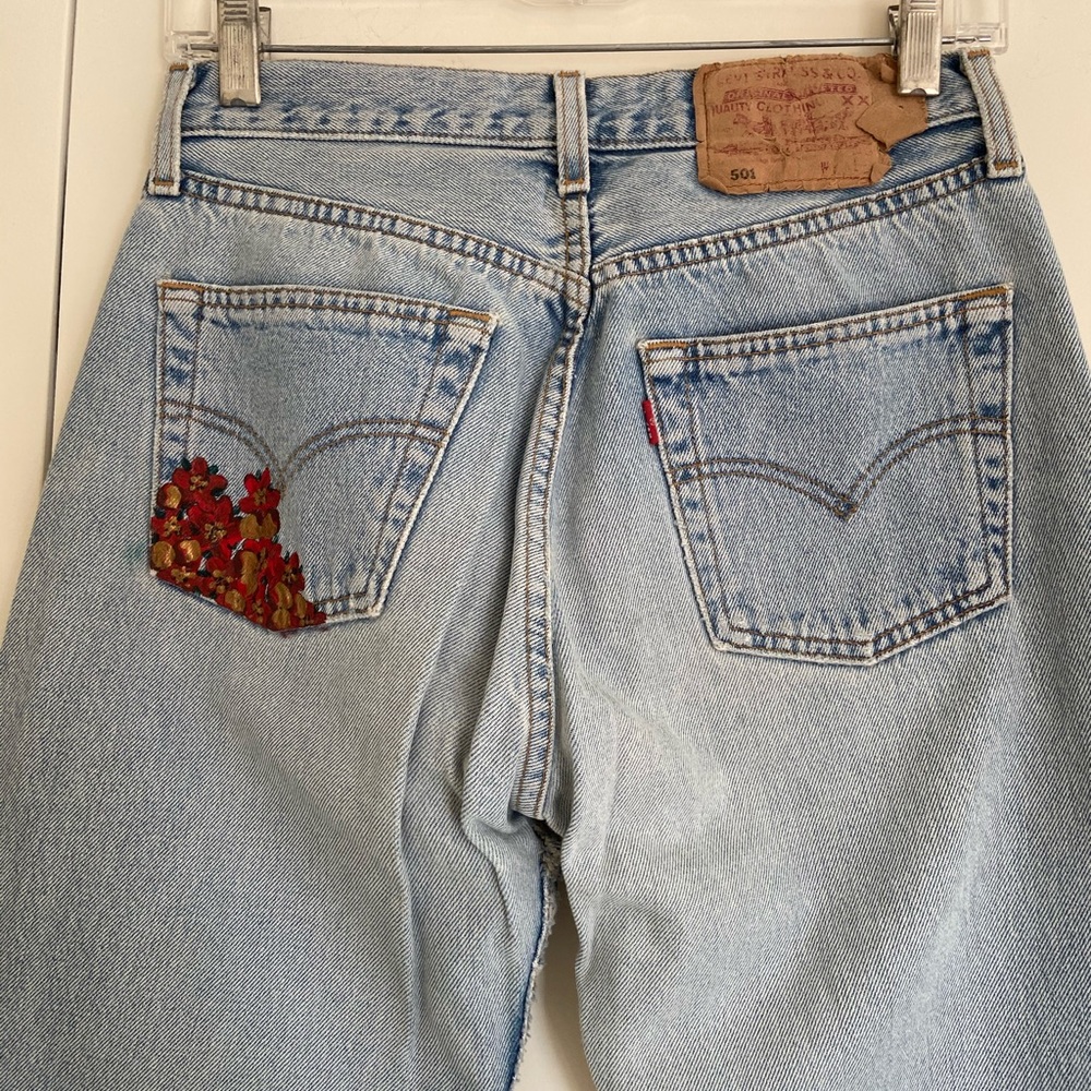 Vintage painted Levi’s - Picture 6 of 9